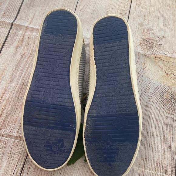 ROXY Encinitas Mid-top Nautical Stripe Sneakers - Picture 6 of 12